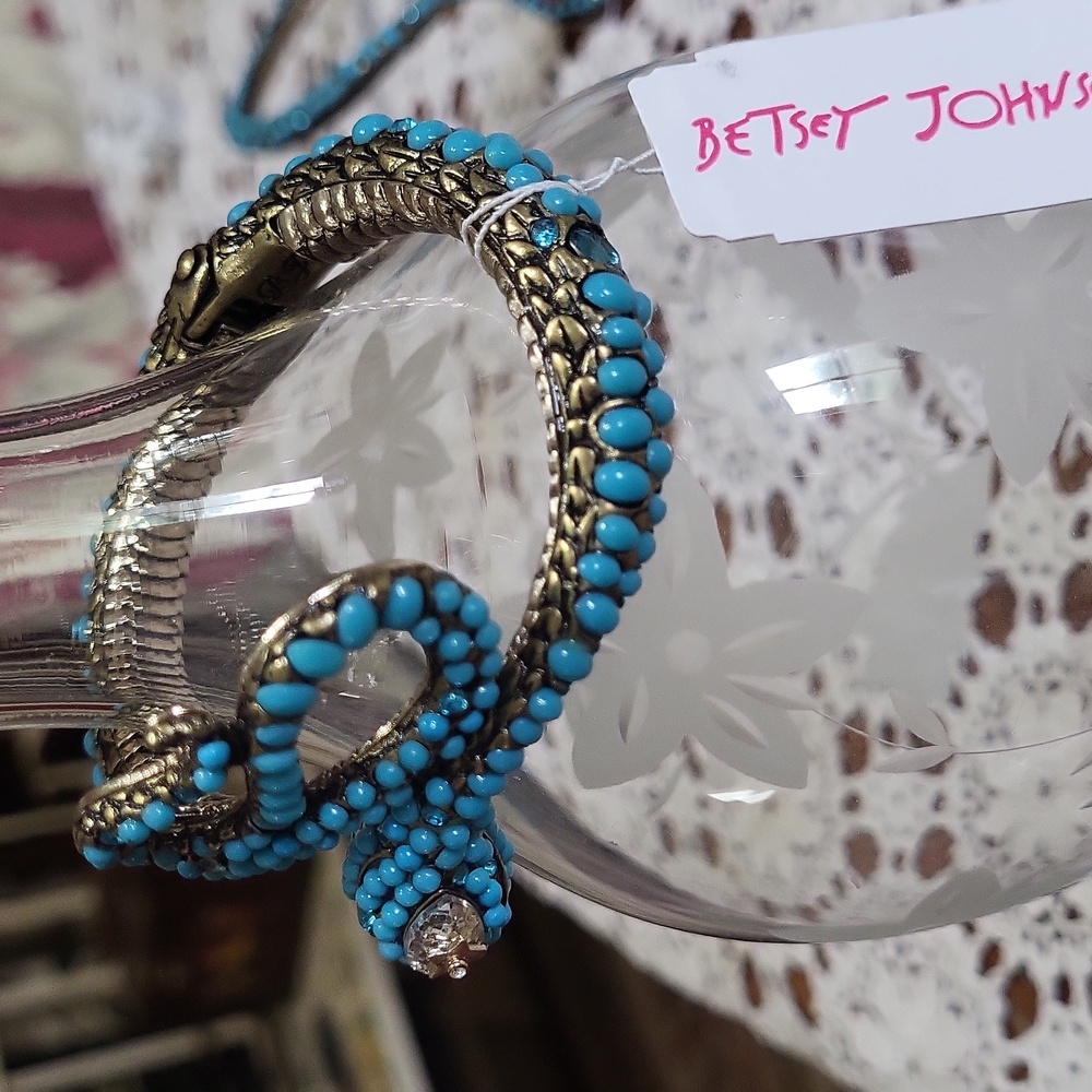 Betsey Johnson Faux Turquoise Beaded Snake Bracelet - Picture 2 of 6